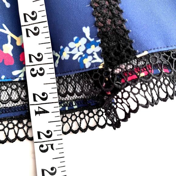 J.Peterman Embroidered Floral Pleated Lace Trim Midi Skirt Blue Women's Size 2 - Picture 7 of 9